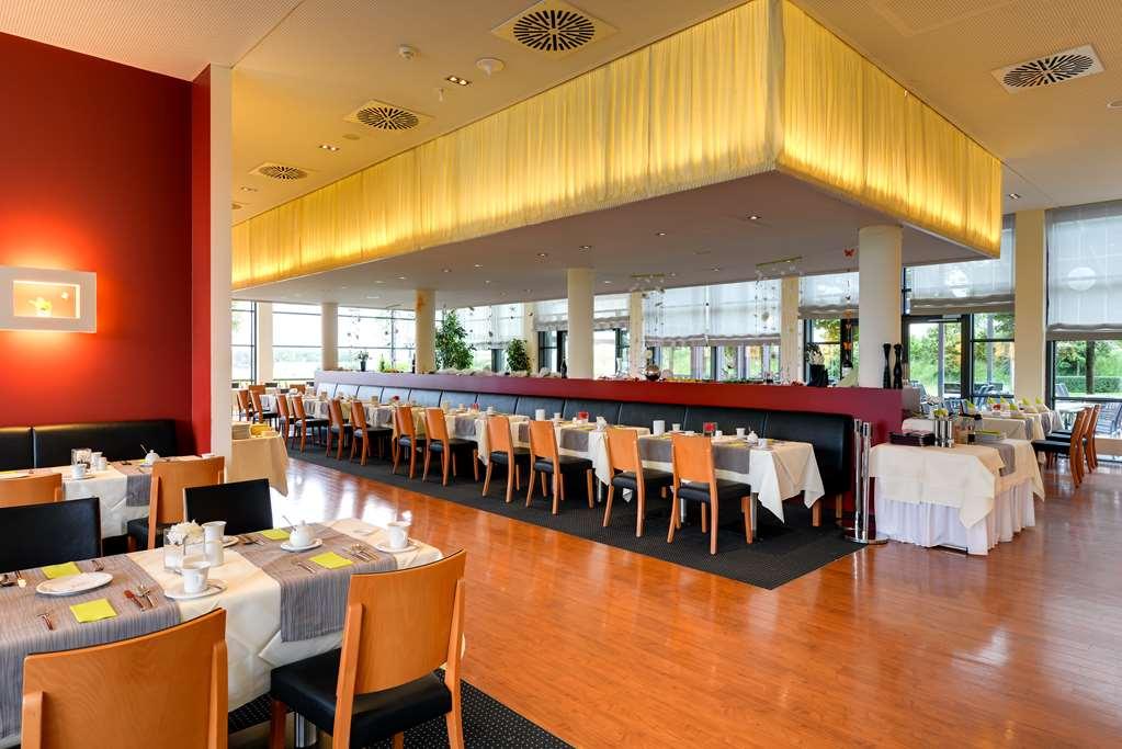 Novina Hotel Herzogenaurach Herzo-Base Εστιατόριο φωτογραφία
